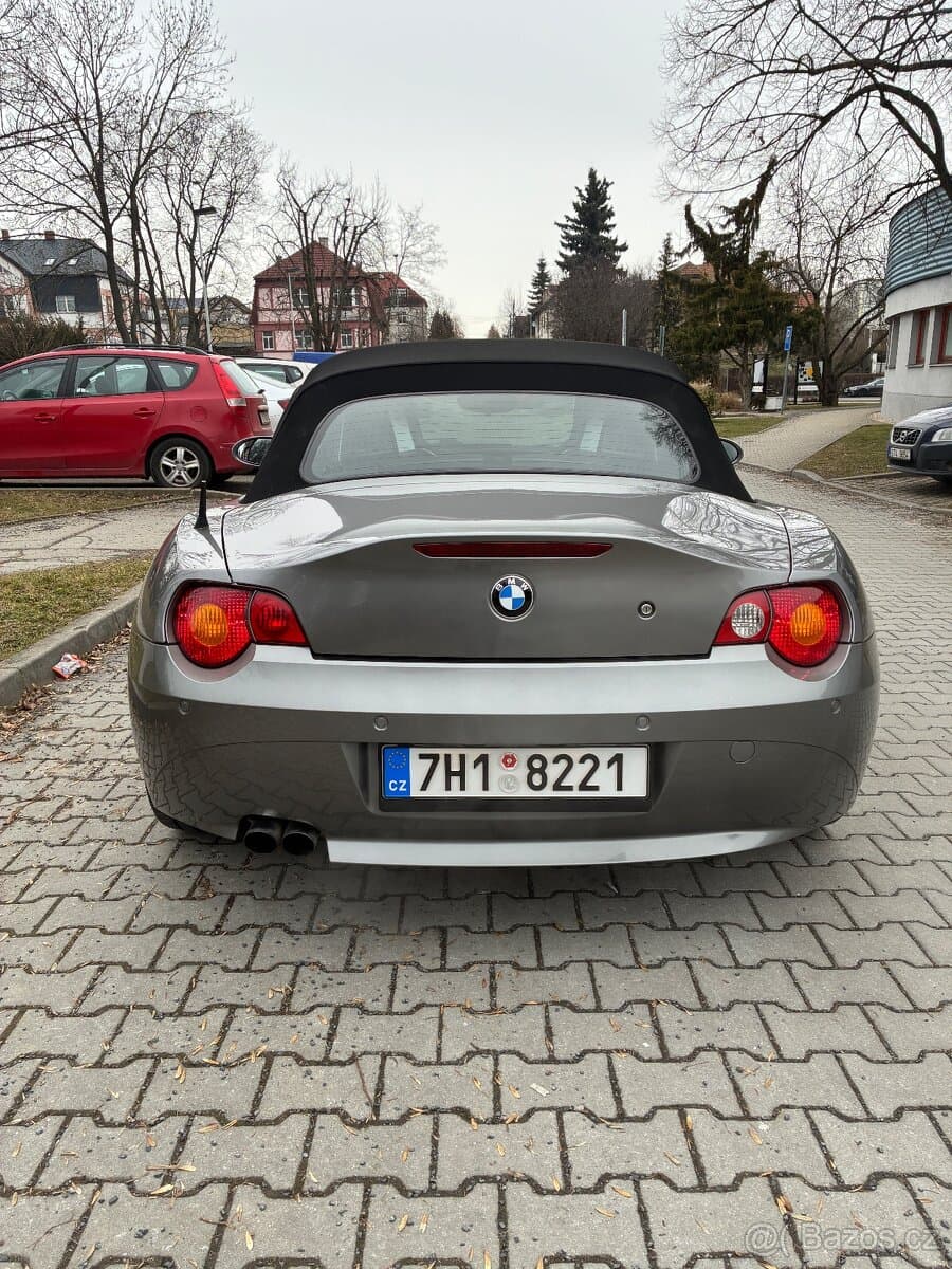 2003 BMW Z4 - 5