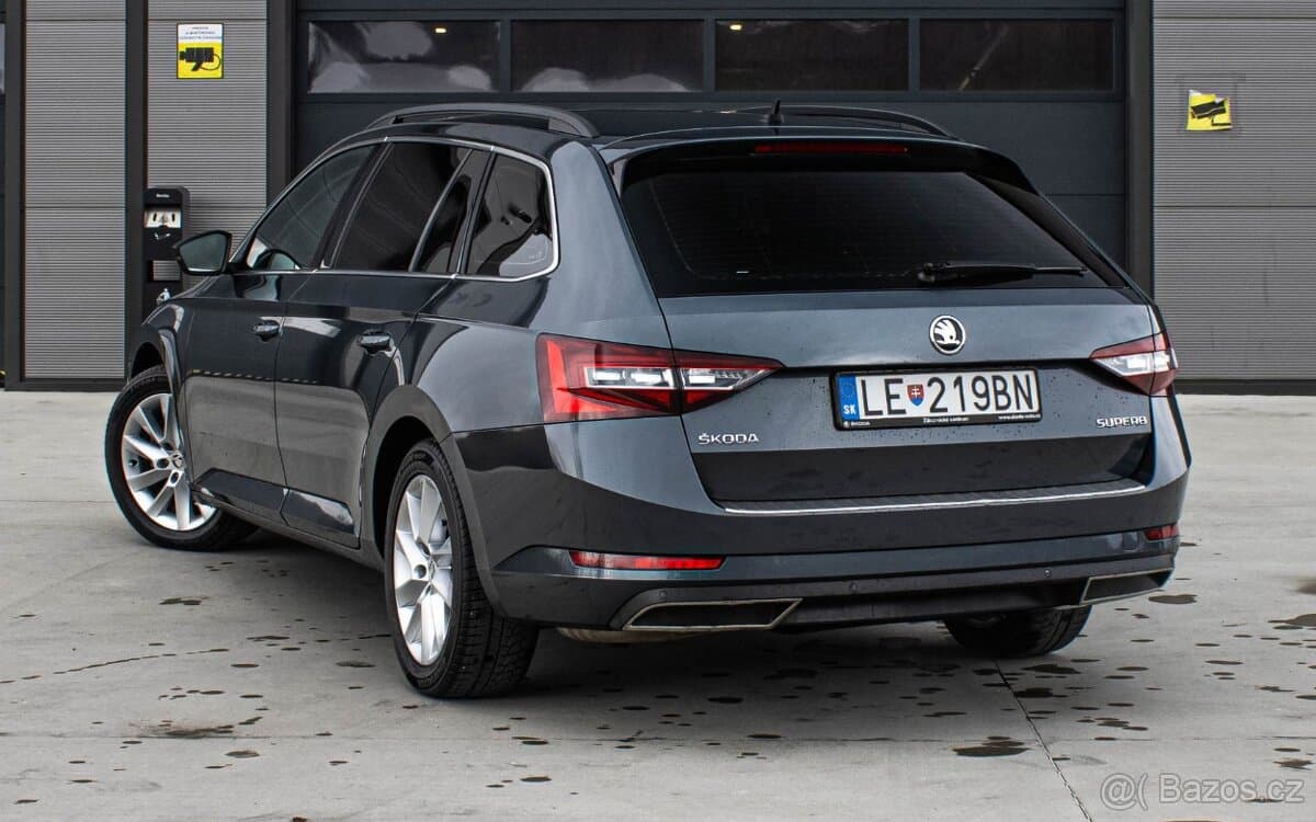 2018 Škoda SUPERB - 5