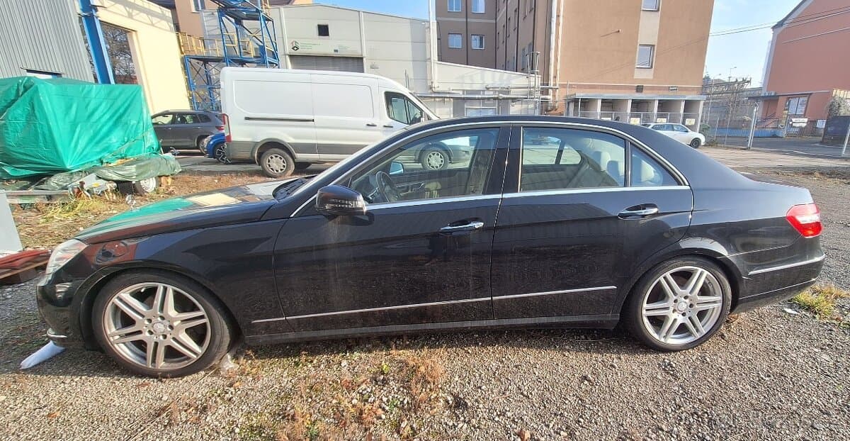 2009 Mercedes-Benz CL-CLASS - 5