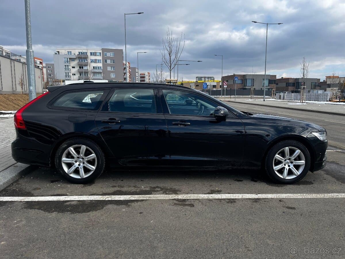 2017 Volvo V90 - 5