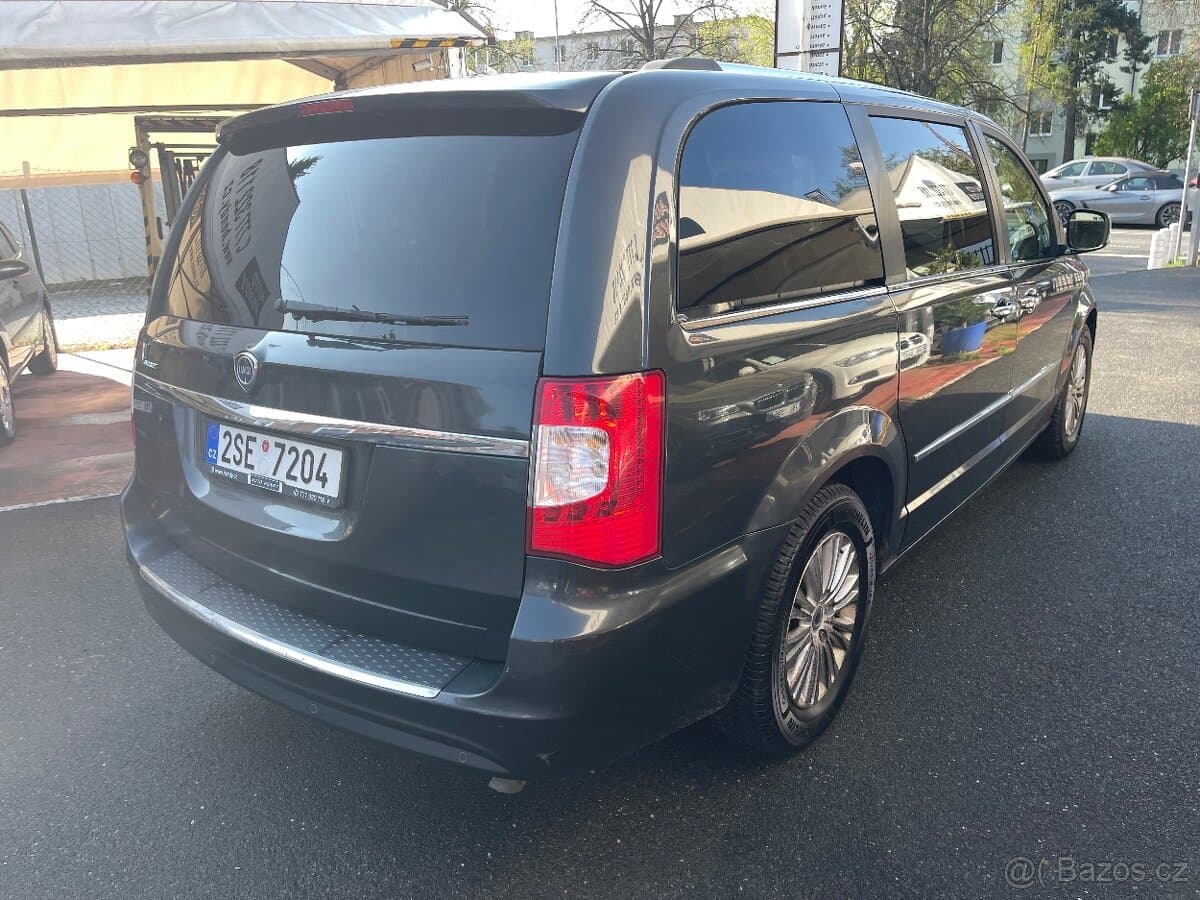2013 Lancia VOYAGER - 5