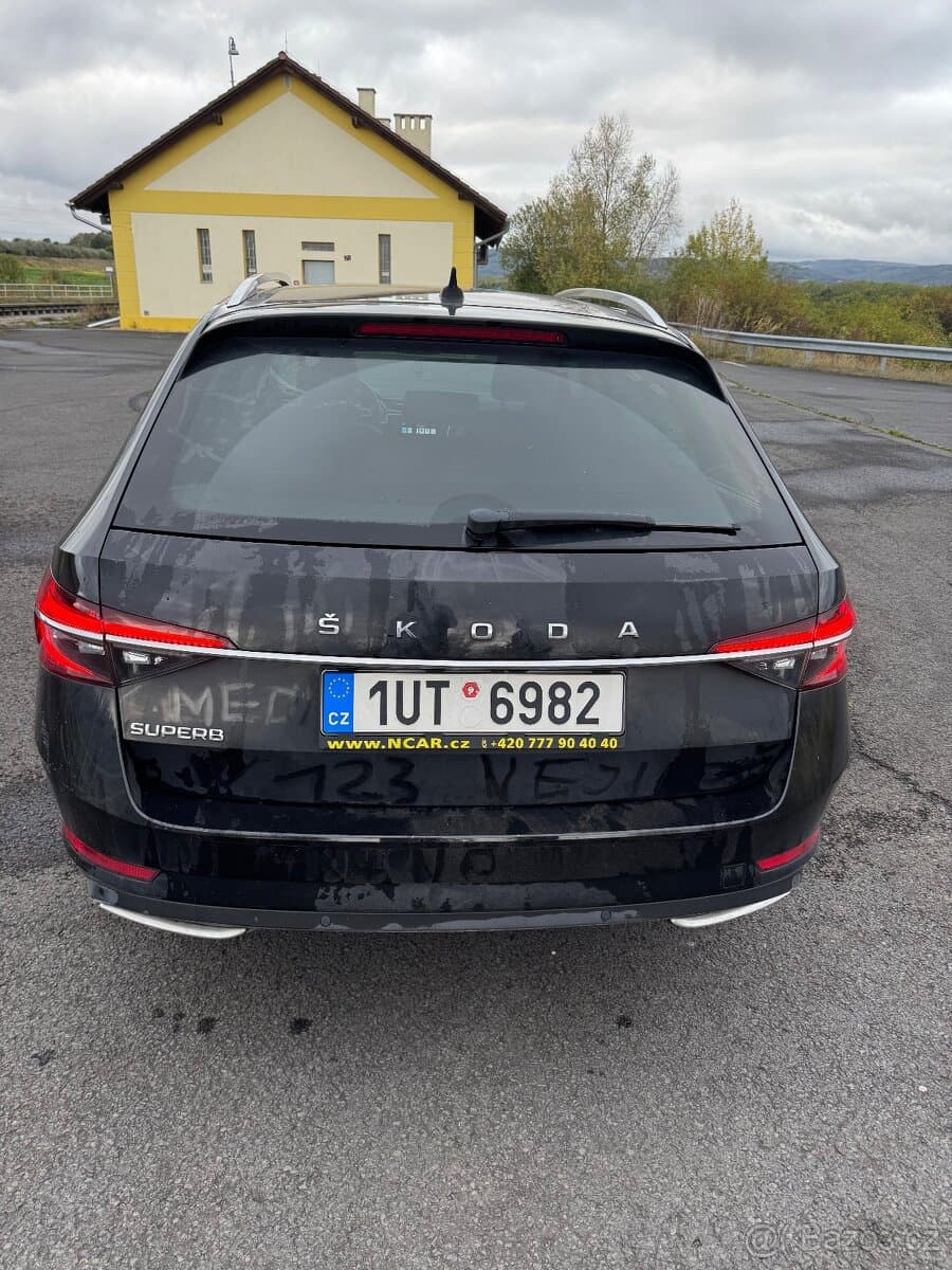 2020 Škoda SUPERB - 5