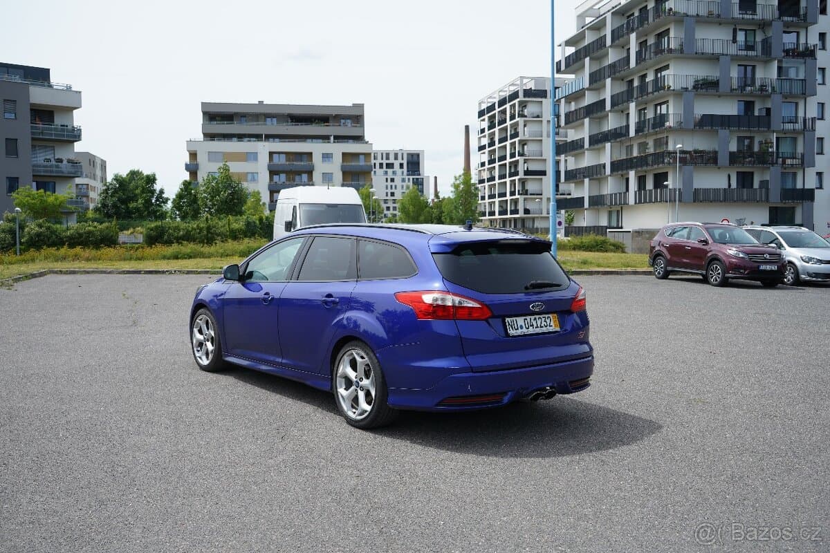 2013 Ford FOCUS - 5