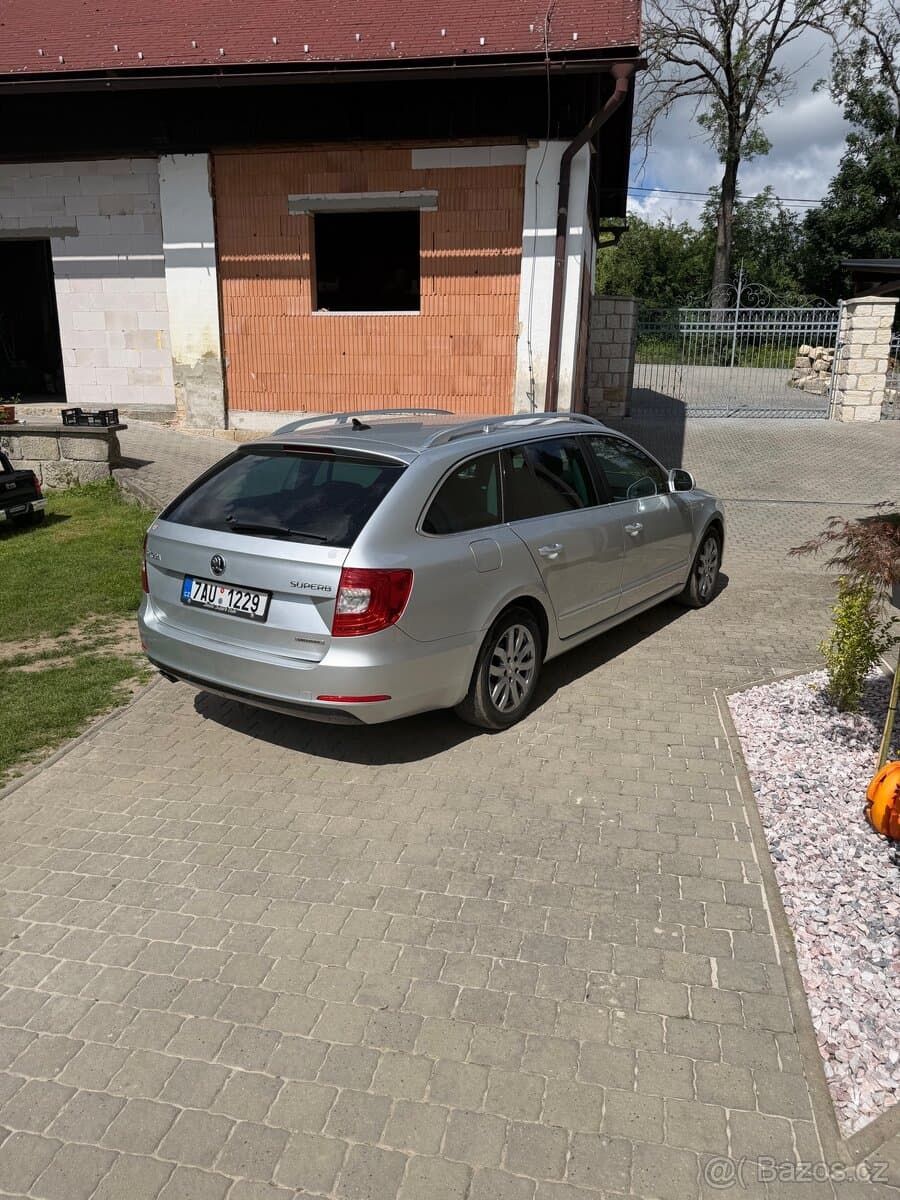 2014 Škoda SUPERB - 5