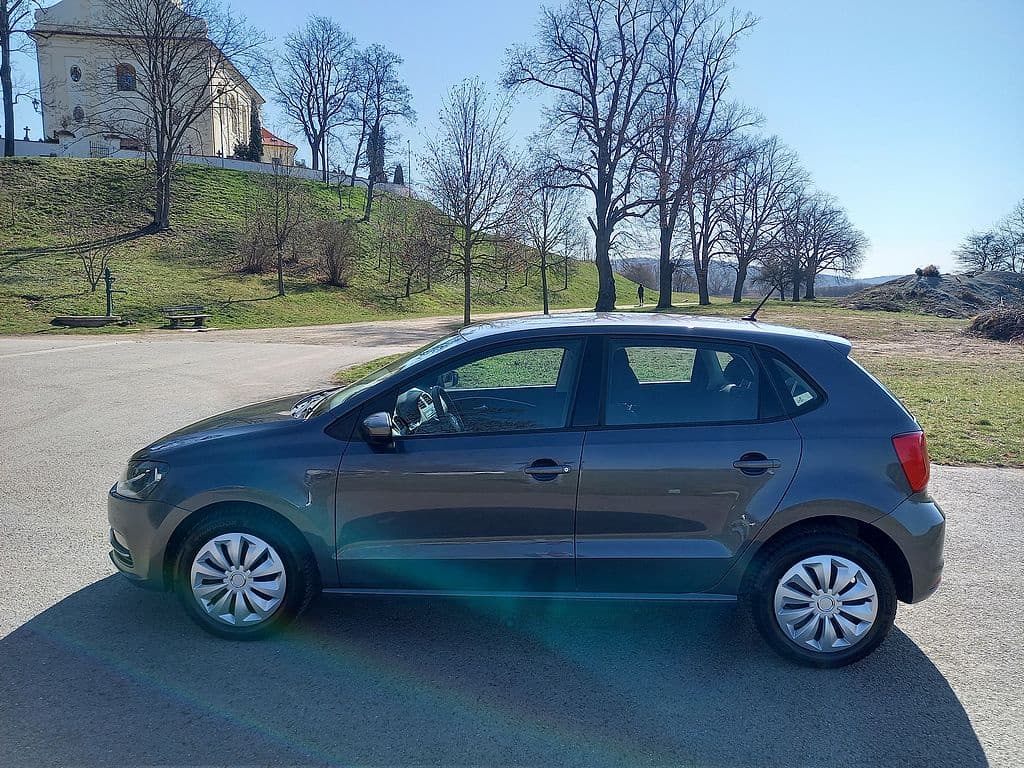 2017 Volkswagen POLO - 5