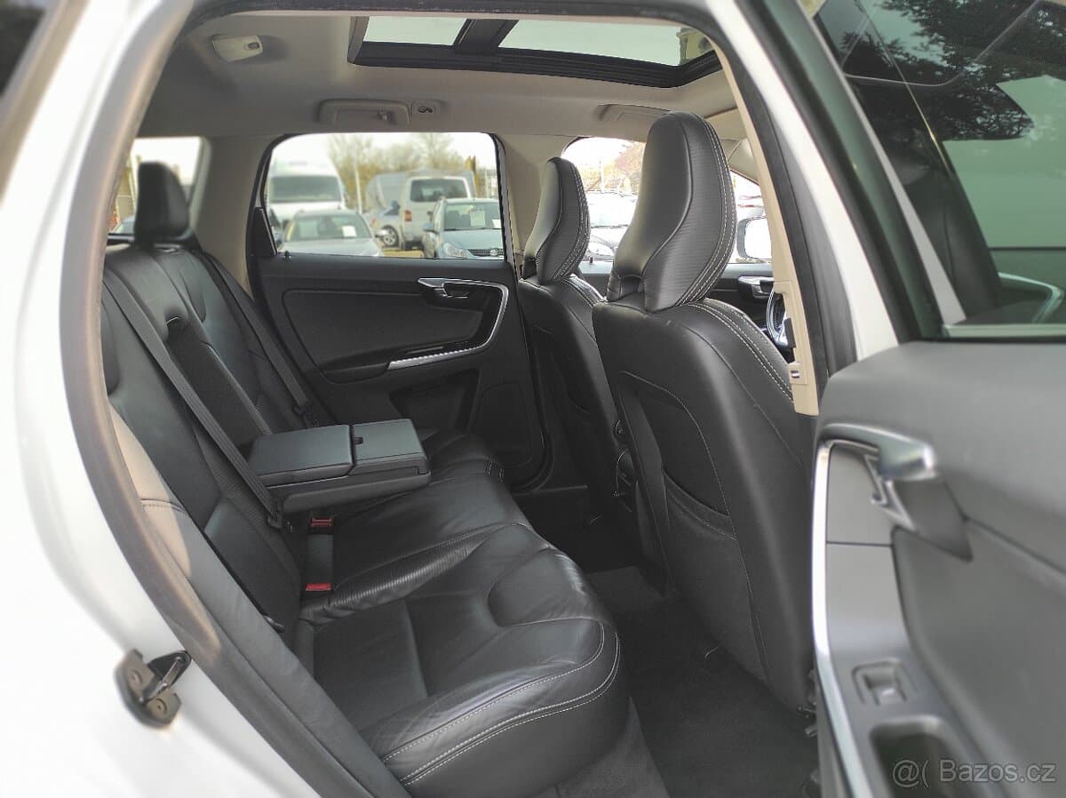 2012 Volvo XC60 - 5