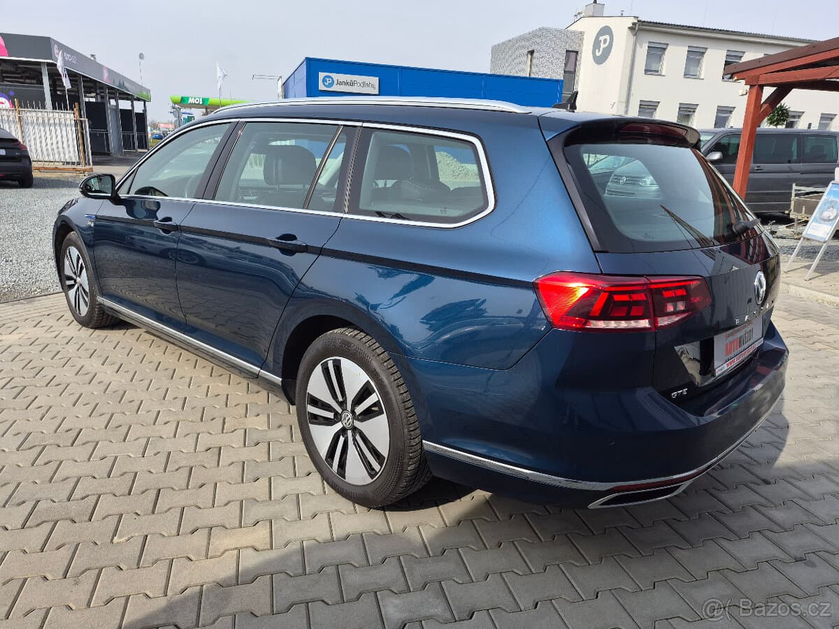 2020 Volkswagen PASSAT - 5