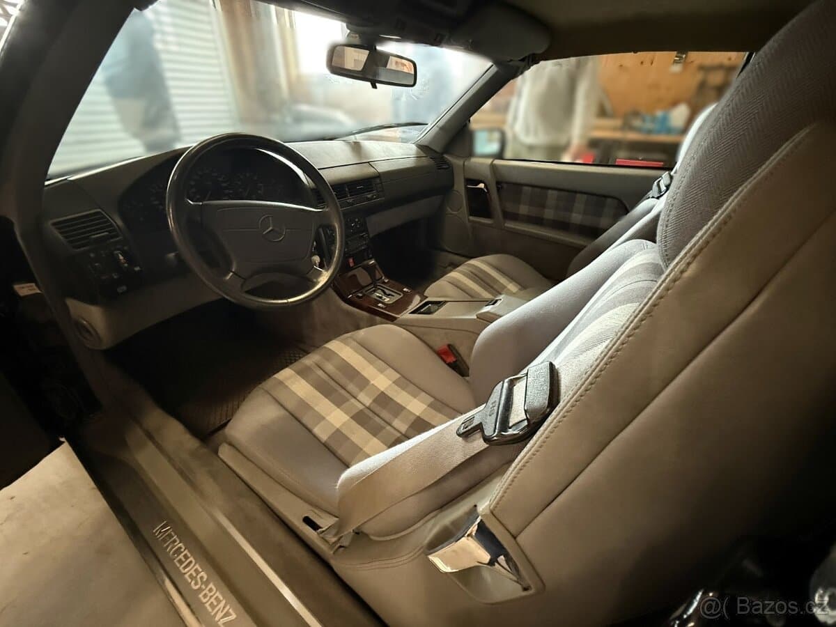 1992 Mercedes-Benz SL - 5