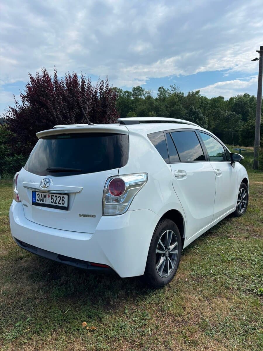 2013 Toyota VERSO - 5