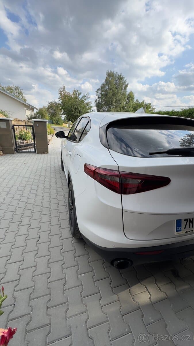 2019 Alfa Romeo STELVIO - 5