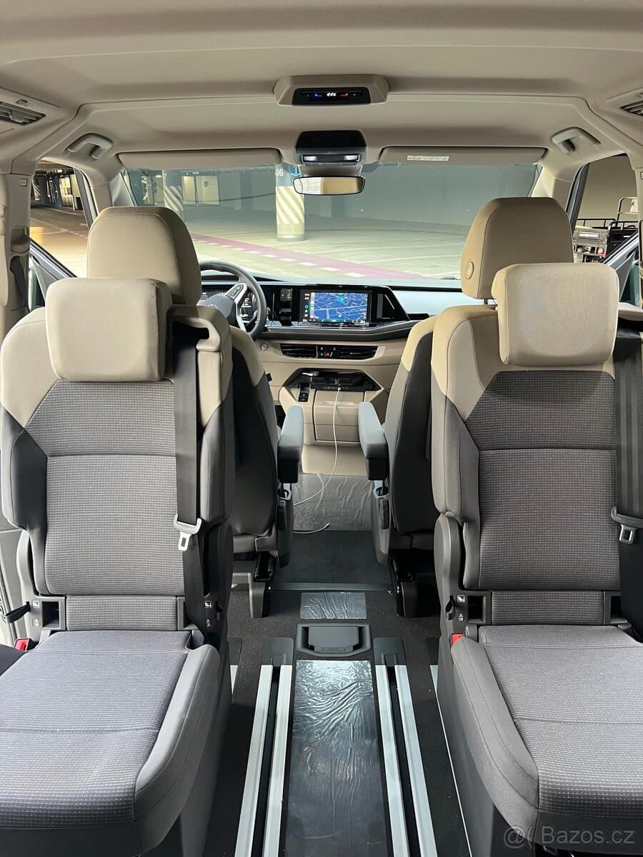 2025 Volkswagen MULTIVAN - 5
