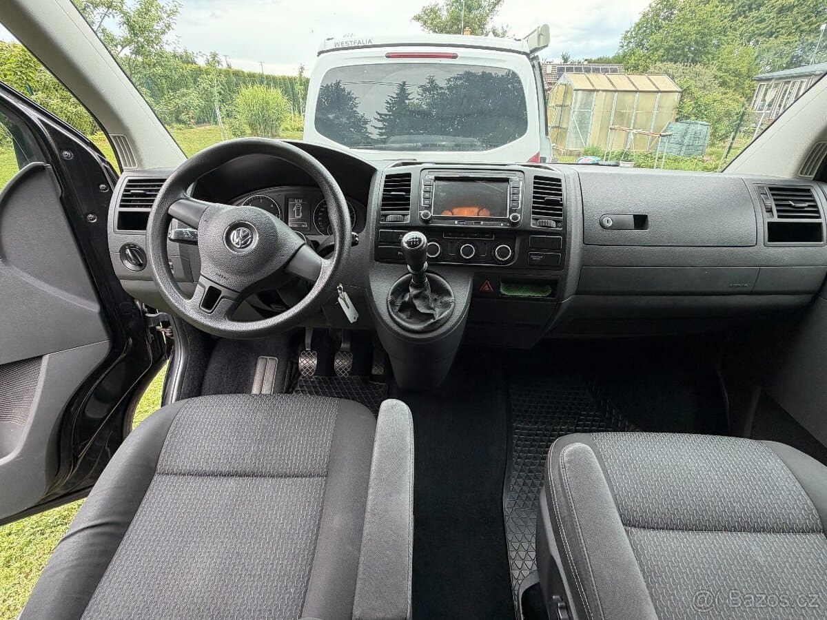 2011 Volkswagen CARAVELLE - 5