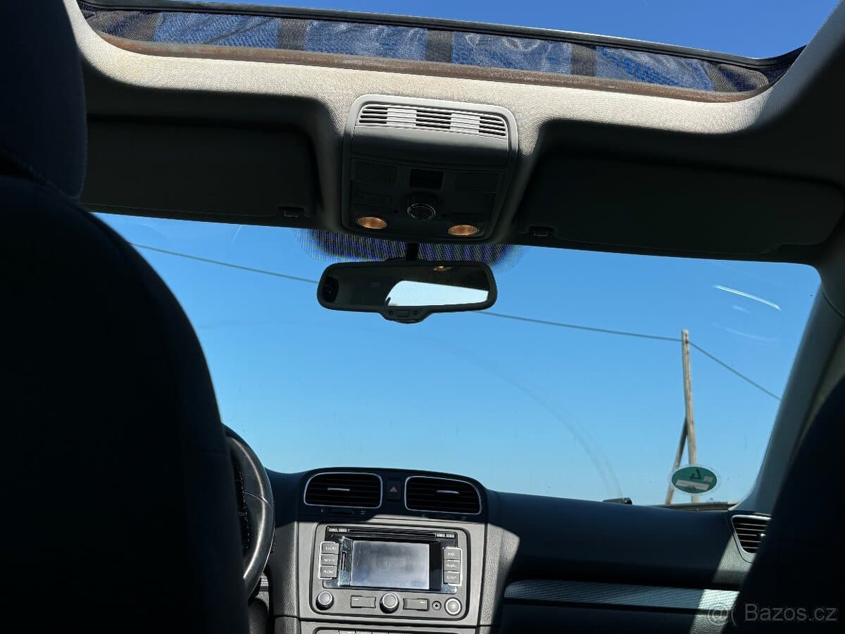 Volkswagen GOLF - 5