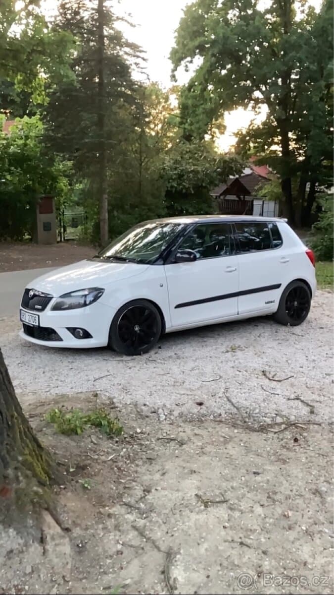 2014 Škoda FABIA - 5