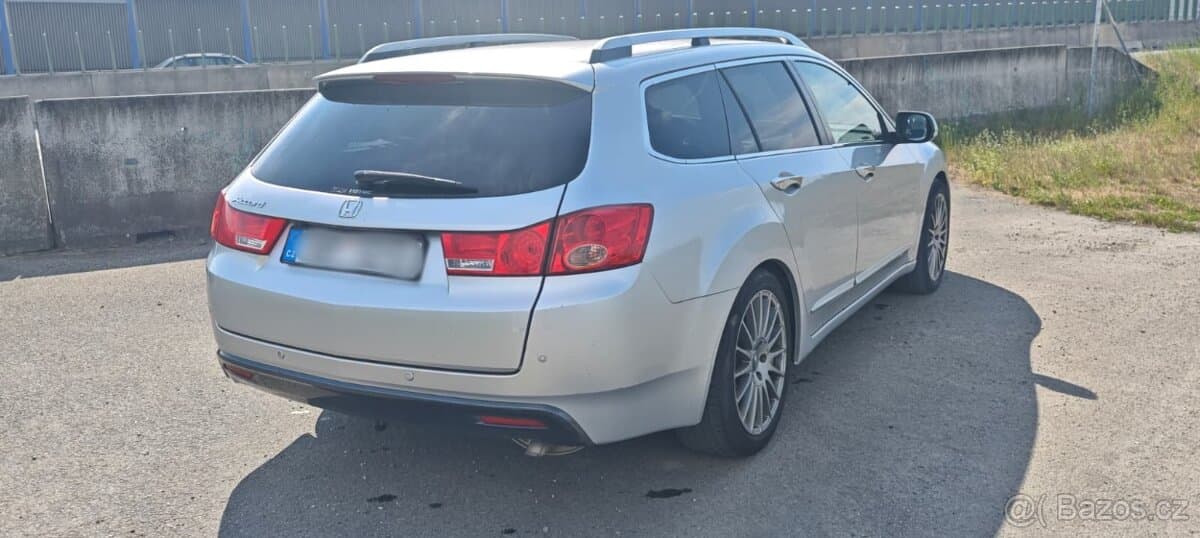 2011 Honda ACCORD - 5