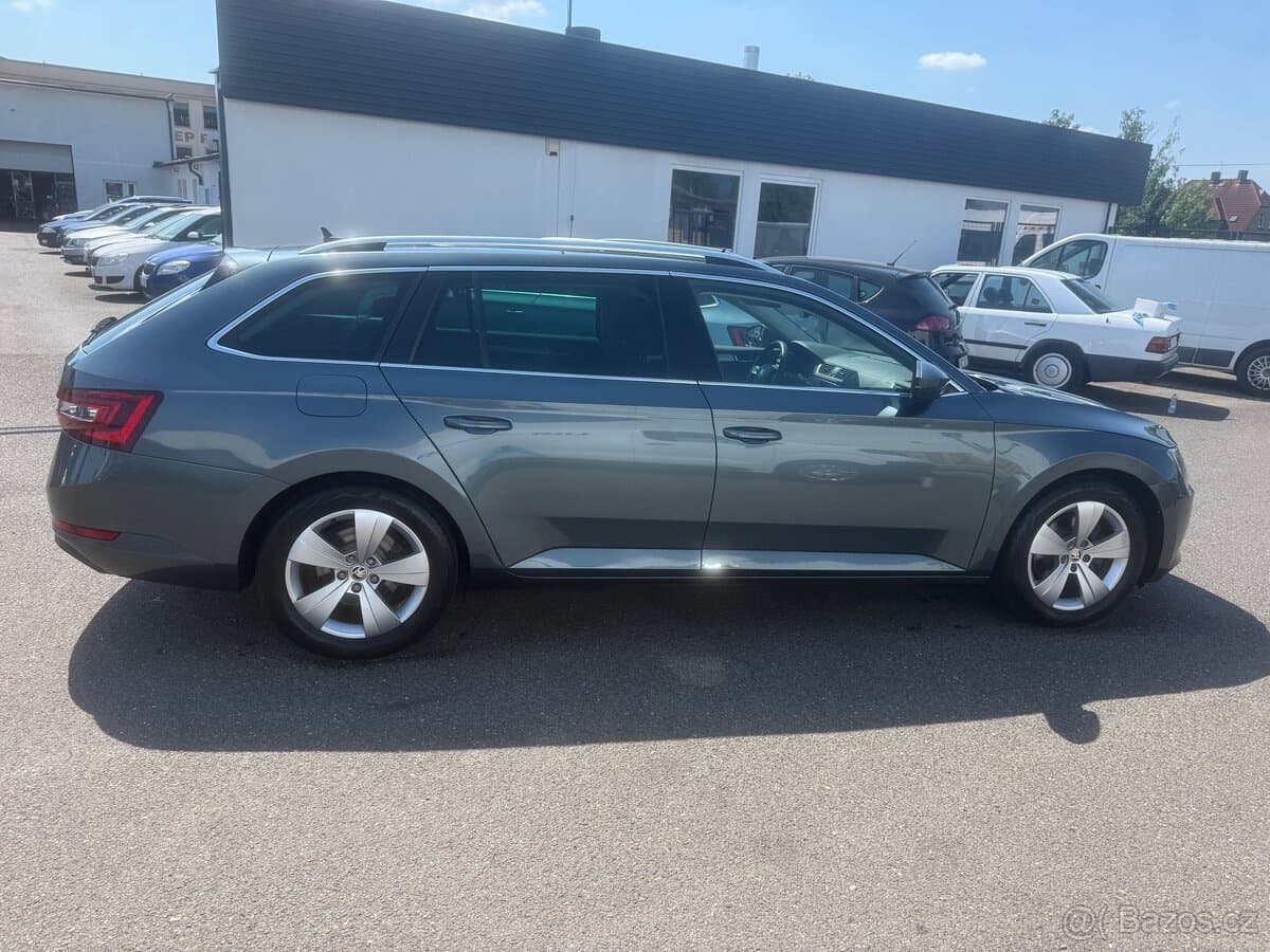2018 Škoda SUPERB - 5