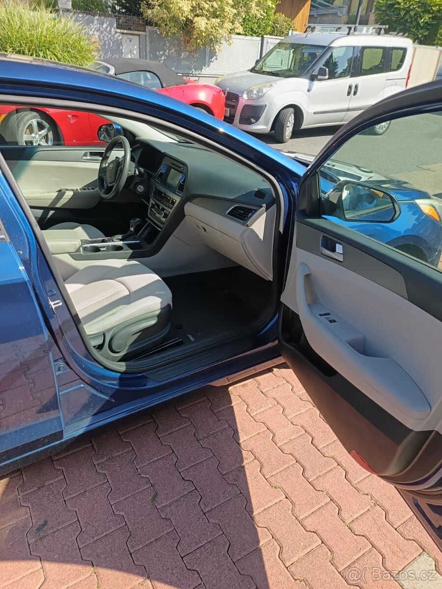 2016 Hyundai SONATA - 5