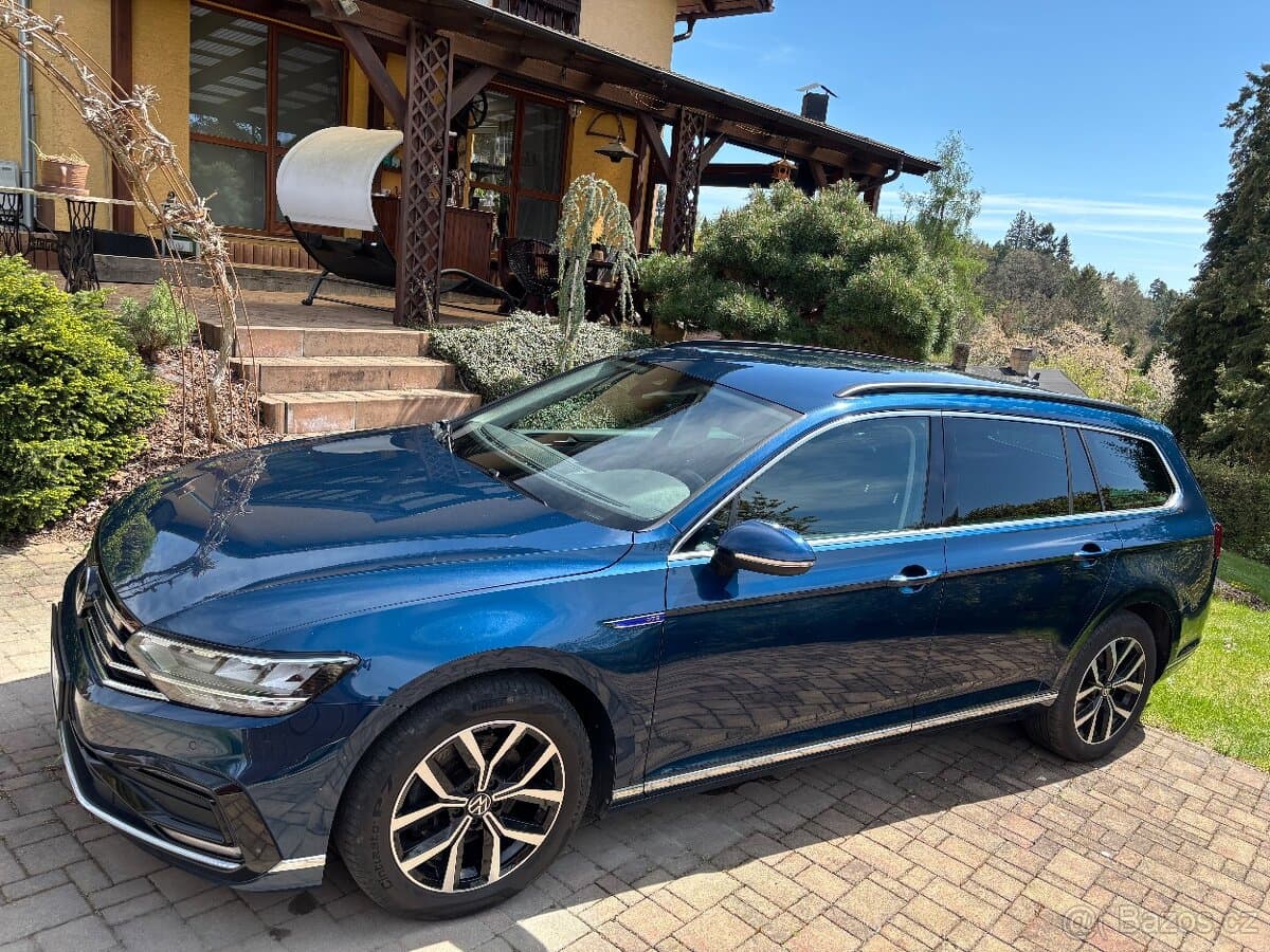 2022 Volkswagen PASSAT - 5