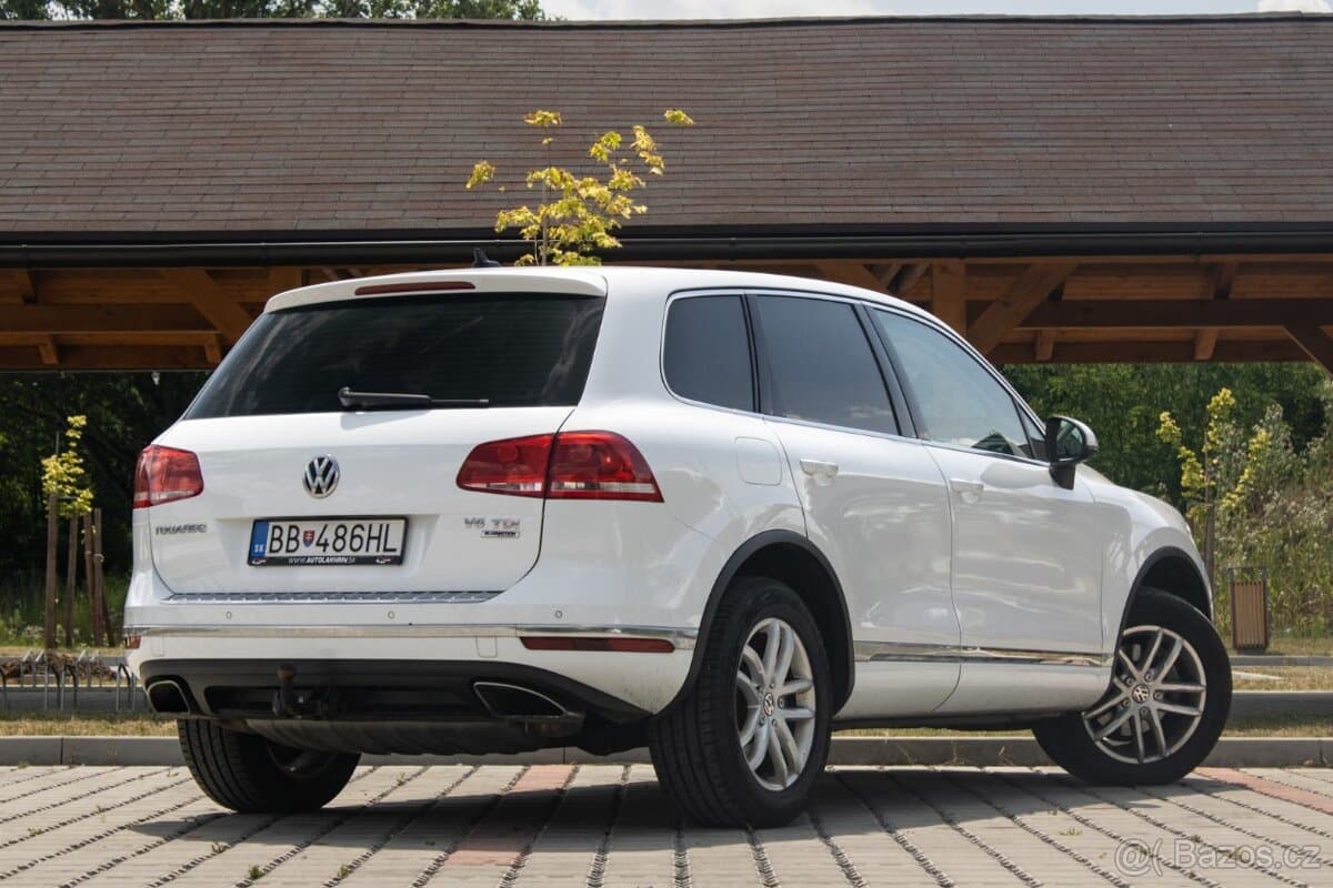 2017 Volkswagen TOUAREG - 5