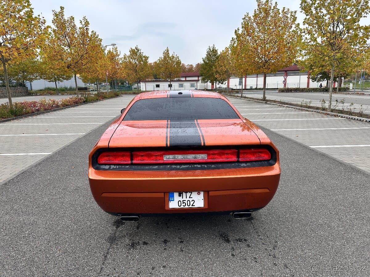Dodge CHALLENGER - 5