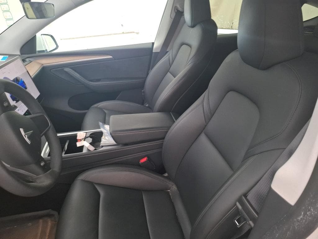 2023 Tesla MODEL Y - 5