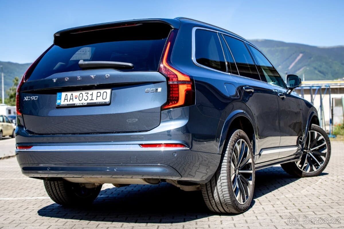 2025 Volvo XC90 - 5