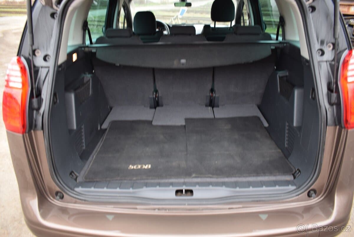 2016 Peugeot 5008 - 5