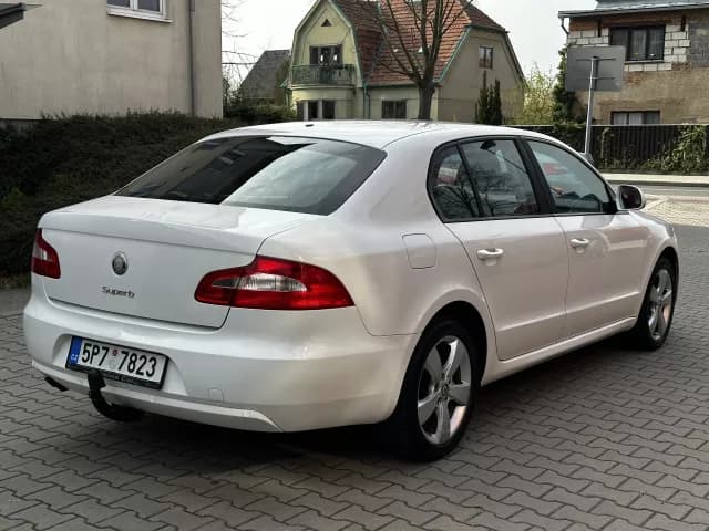 2012 Škoda SUPERB - 5