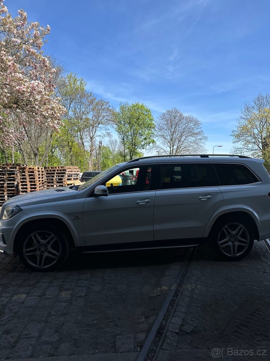 2015 Mercedes-Benz GL - 5