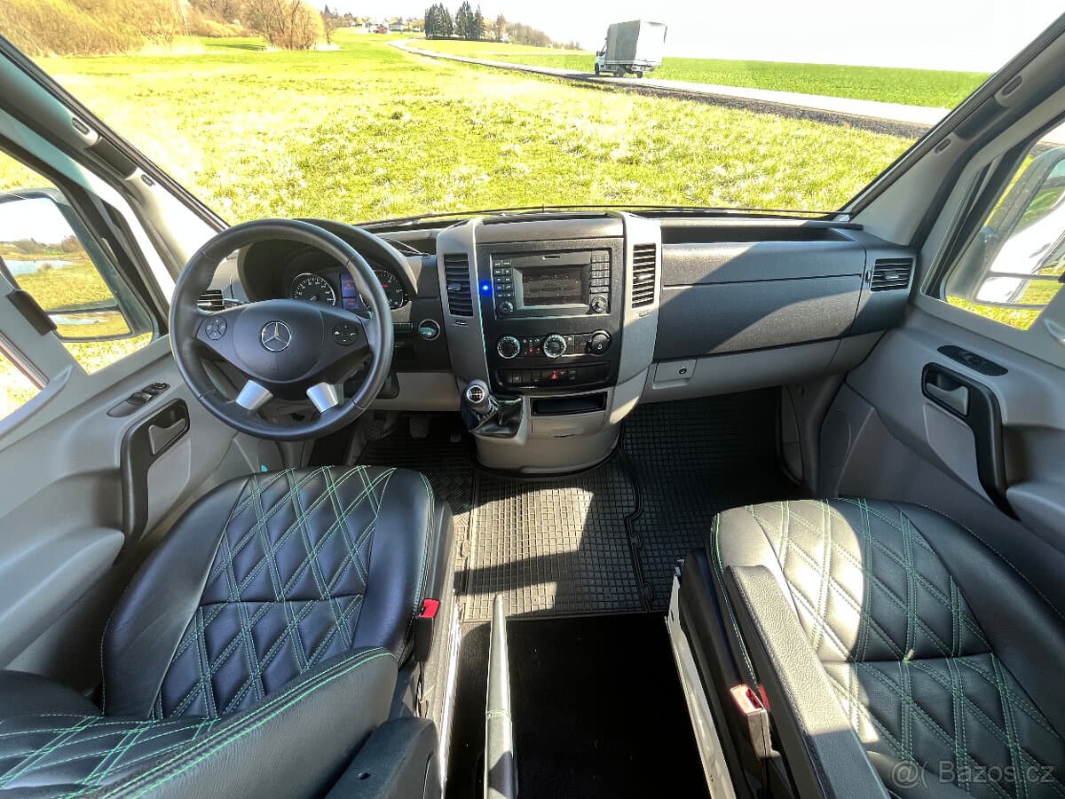 Mercedes-Benz SPRINTER - 5