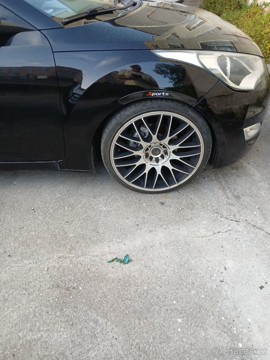 2012 Hyundai VELOSTER - 5