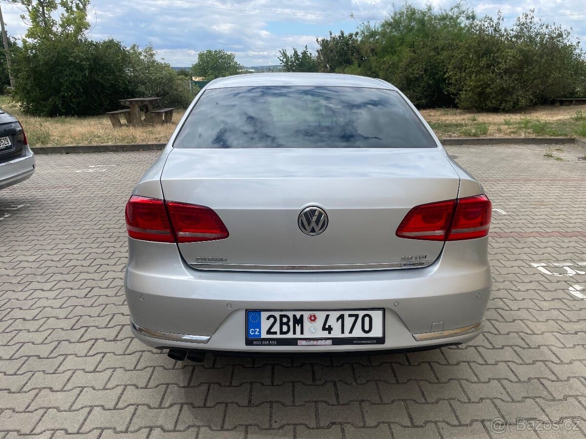 2014 Volkswagen PASSAT - 5