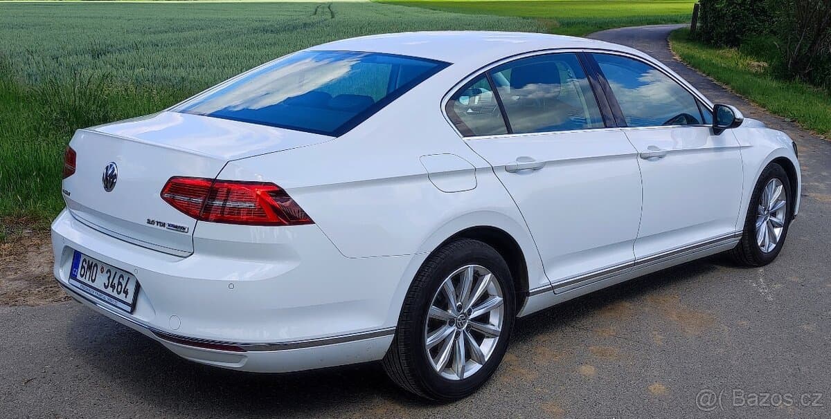 2016 Volkswagen PASSAT - 5