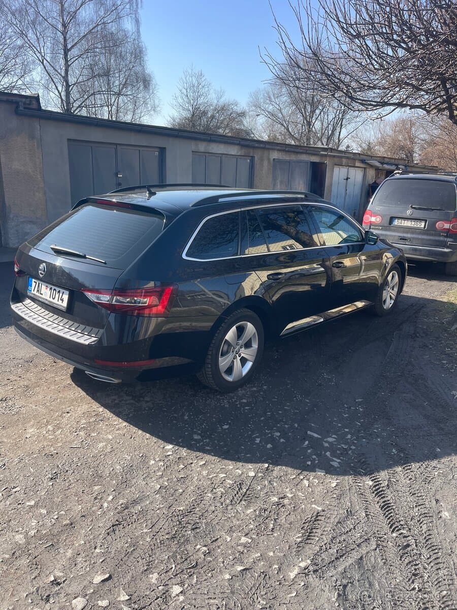 2019 Škoda SUPERB - 5