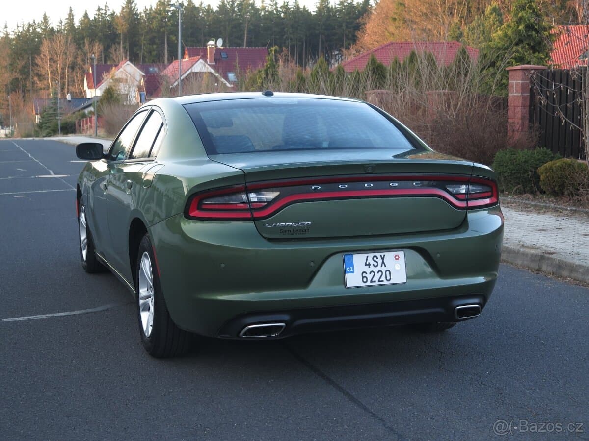 2020 Dodge CHARGER - 5