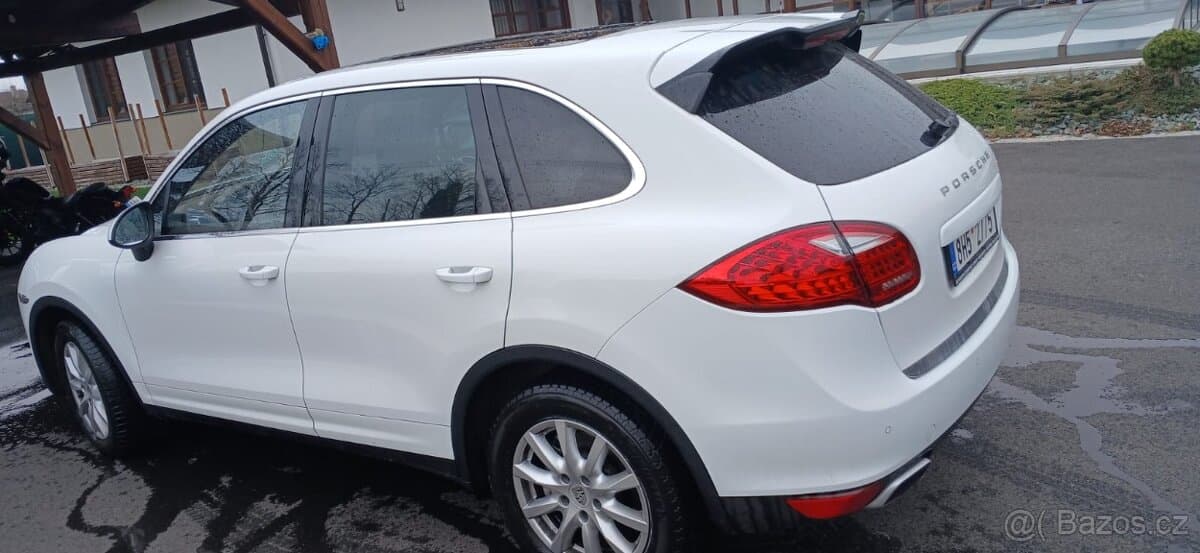 2013 Porsche CAYENNE - 5