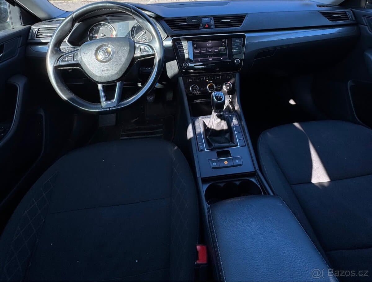 2018 Škoda SUPERB - 5
