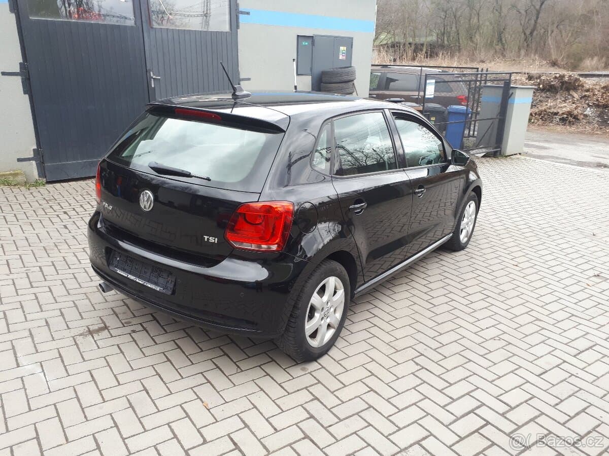 2013 Volkswagen POLO - 5
