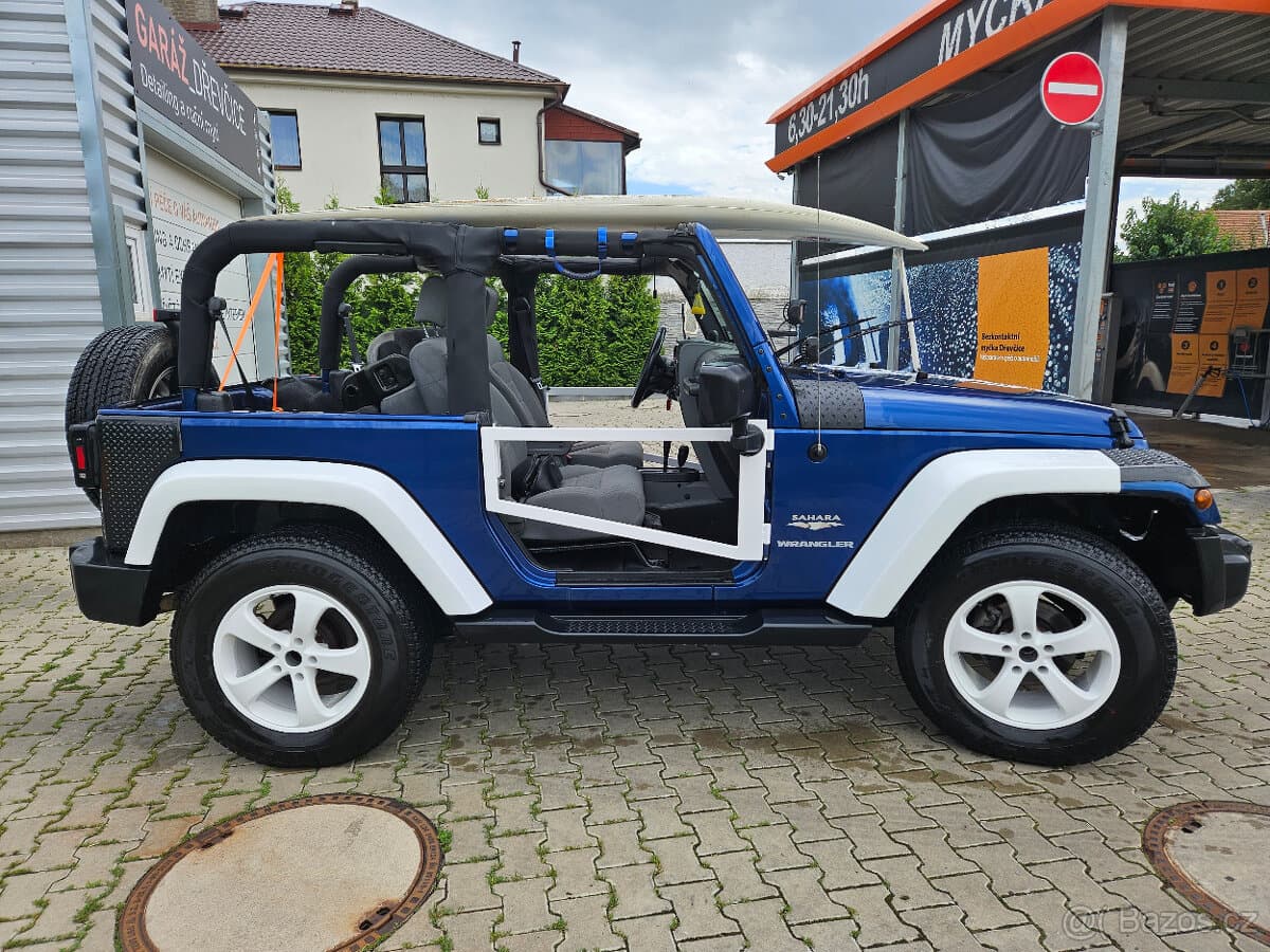 2010 Jeep WRANGLER - 5