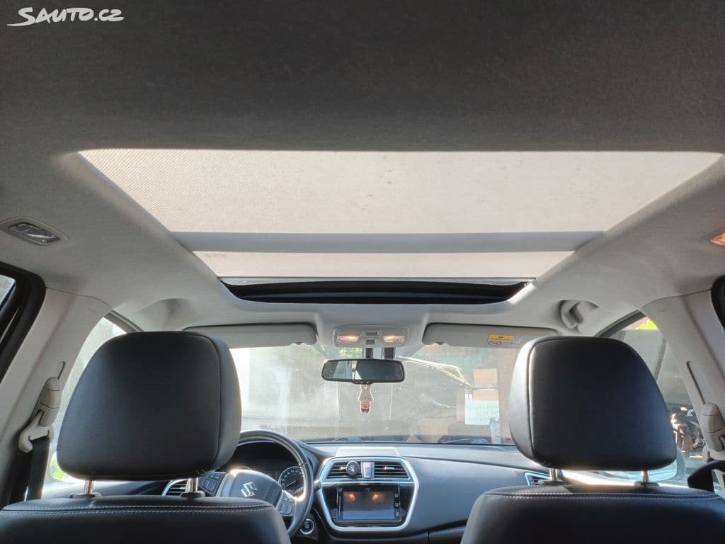 2016 Suzuki S-CROSS - 5