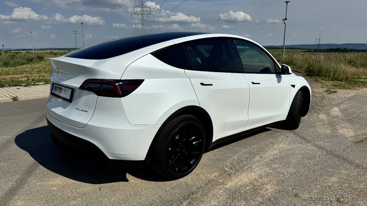 2023 Tesla MODEL Y - 5