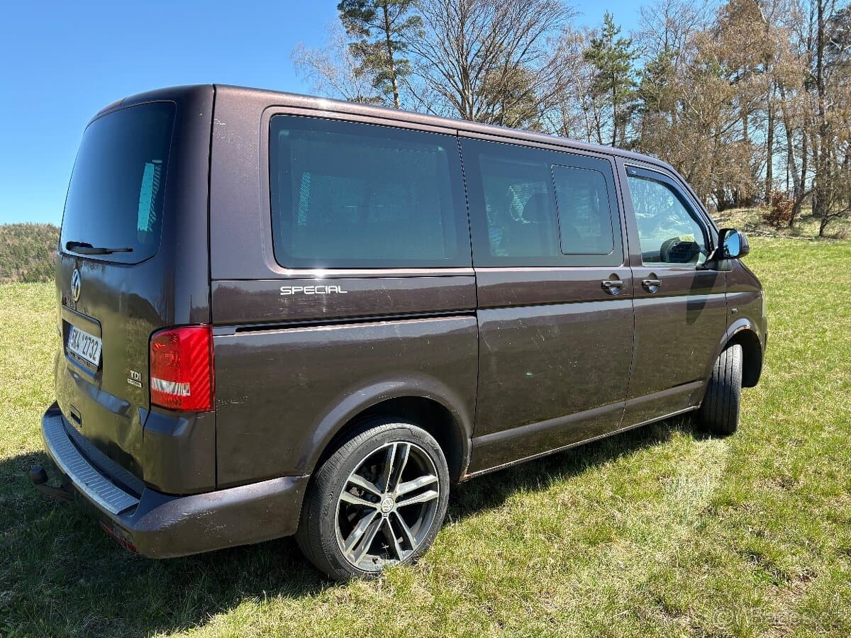 Volkswagen MULTIVAN - 5