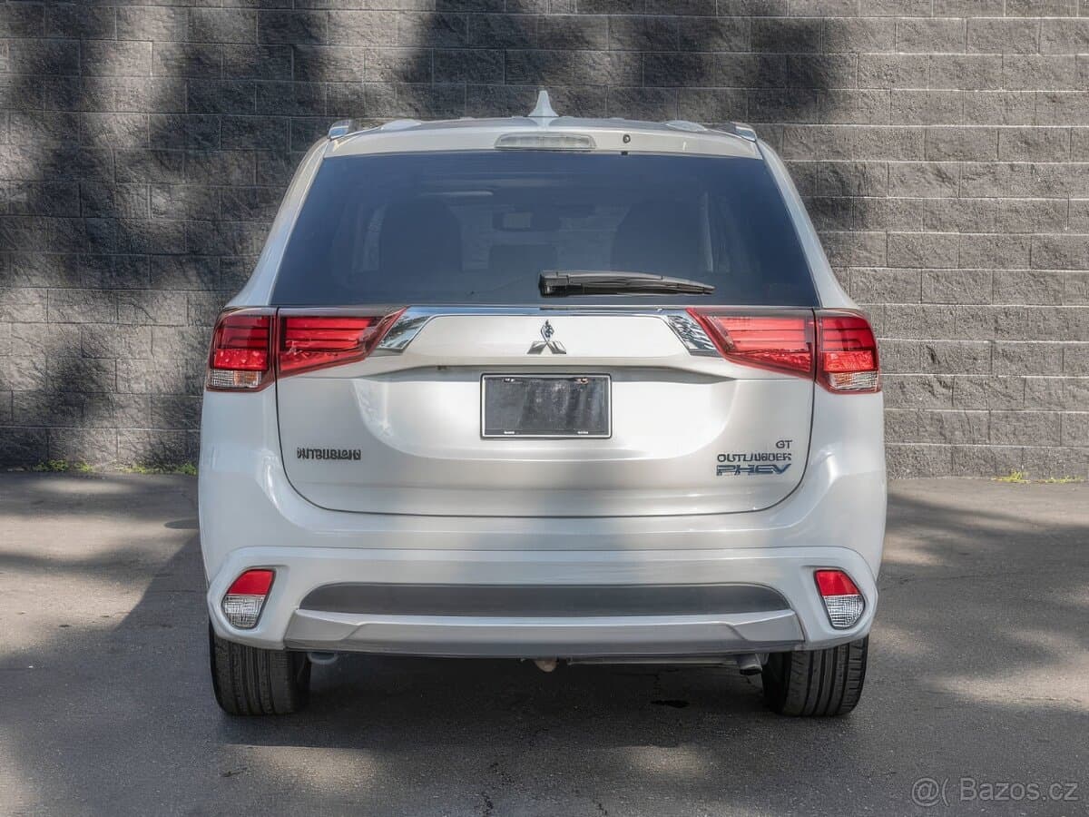 2018 Mitsubishi OUTLANDER - 5