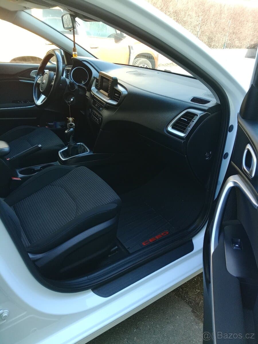 2019 Kia PROCEED - 5
