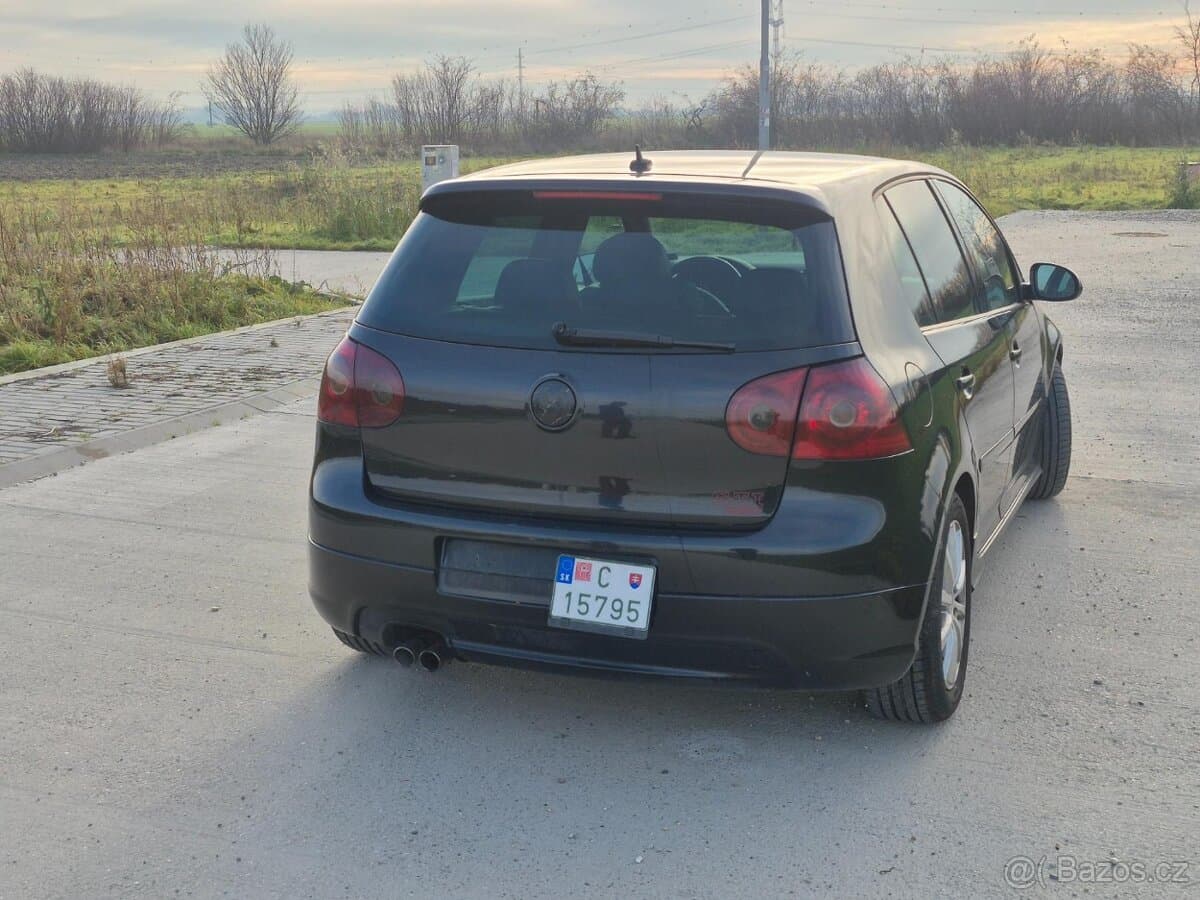 2005 Volkswagen GOLF - 5