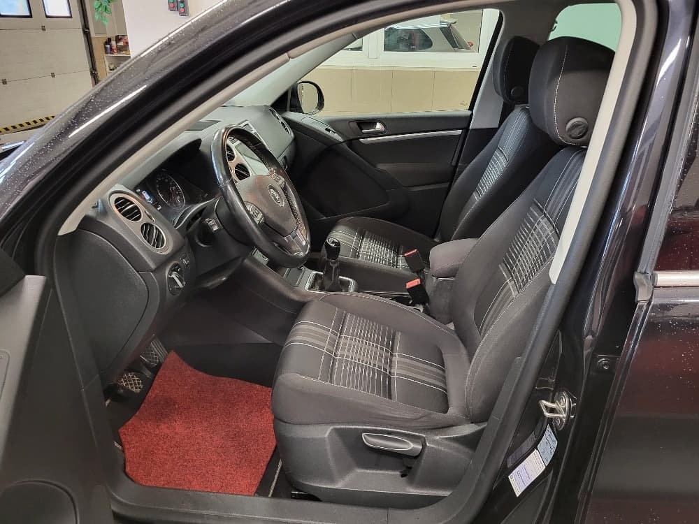 2015 Volkswagen TIGUAN - 5