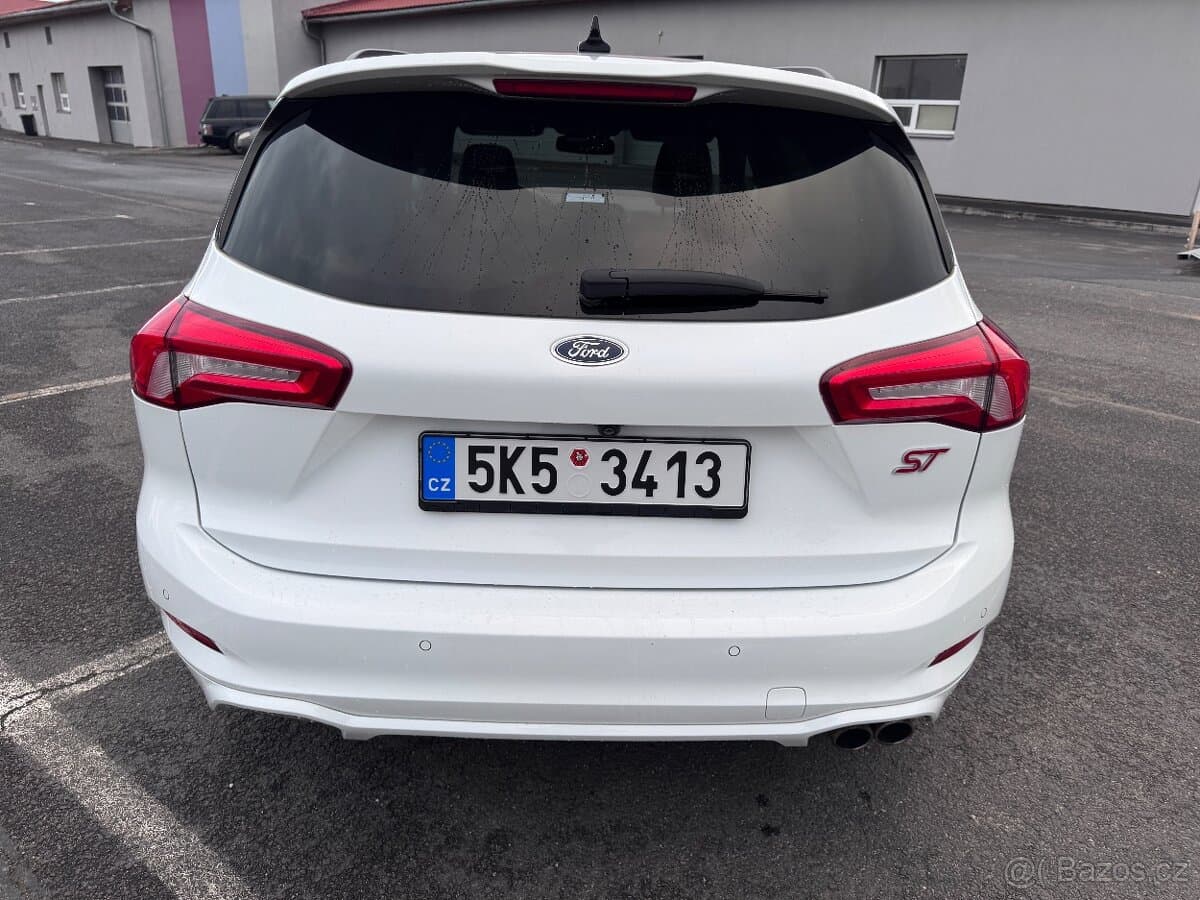 2020 Ford FOCUS - 5