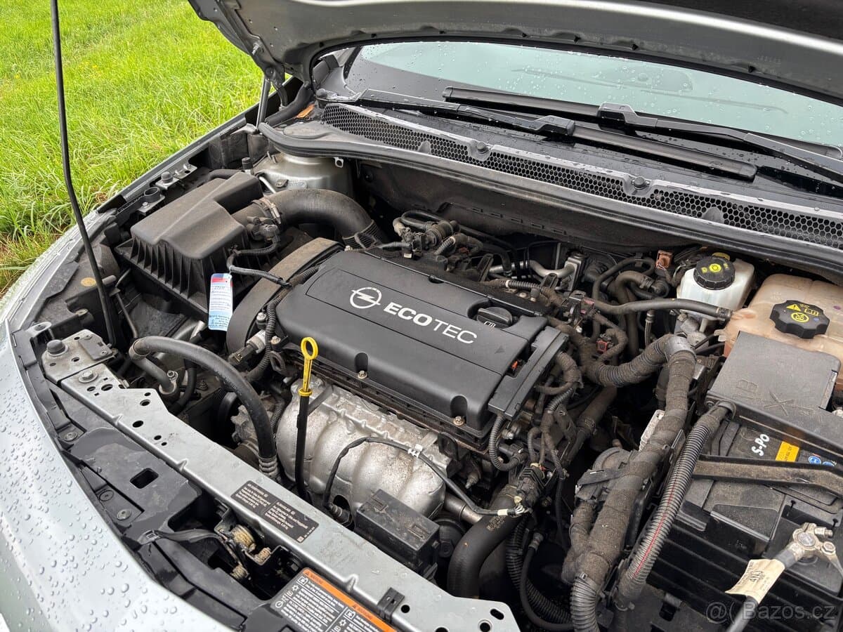 2010 Opel ASTRA - 5
