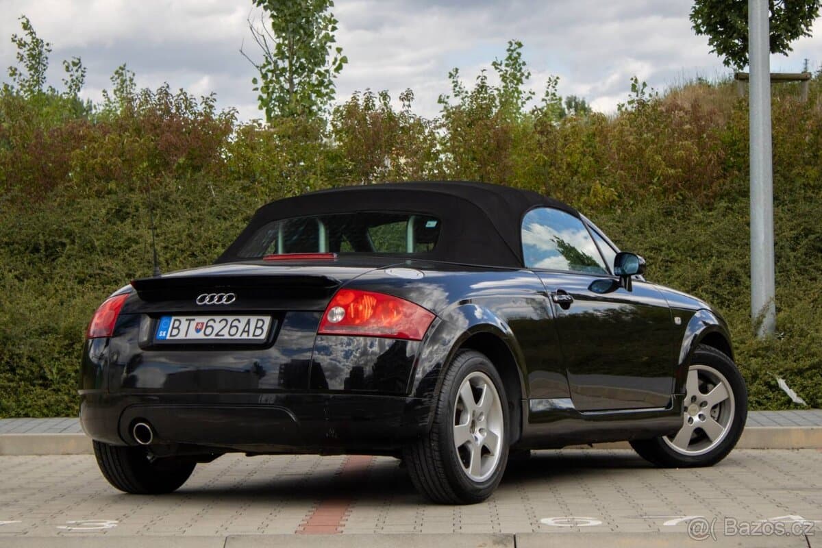 2002 Audi TT - 5