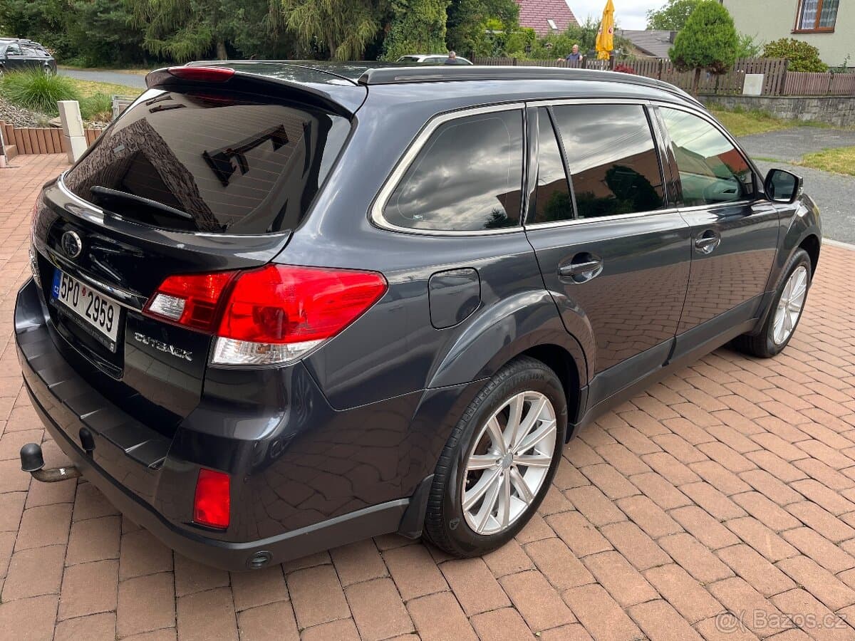 2012 Subaru OUTBACK - 5